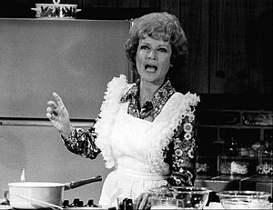 300px-Betty_White_Sue_Ann_Nivens_1973