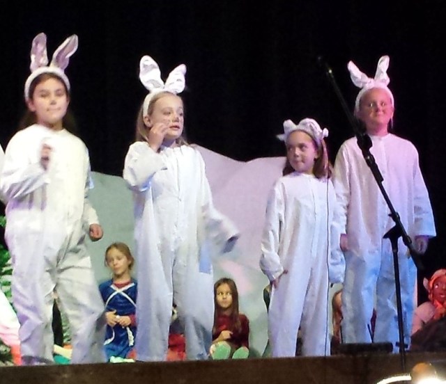 maggie-musical-performance